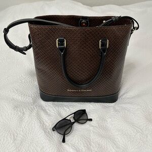 New Dooney & Bourke Purse